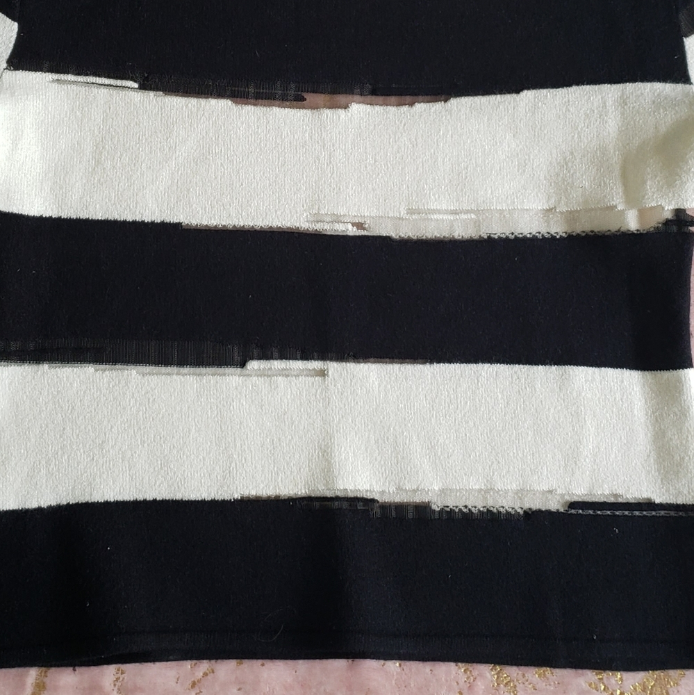 Angelica Val Stripe Blouse - Picture 14 of 14
